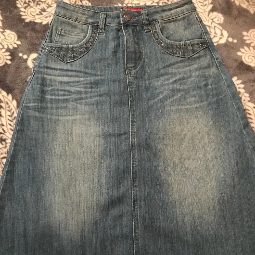 Jean skirt . Juniors size 26 z with beaded pockets